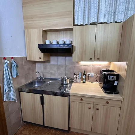 Apartment Peak &