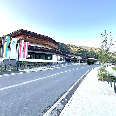 Peak & Apartment